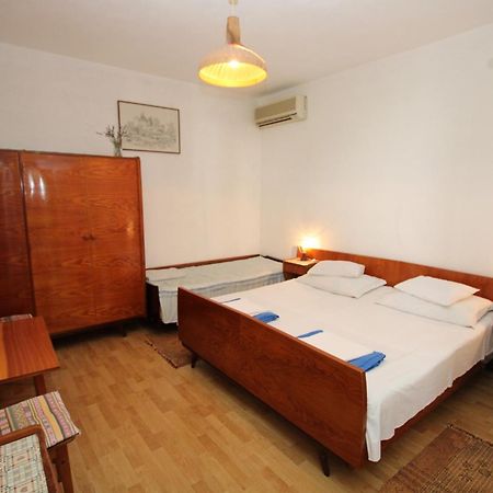 Vintage Rooms & Apartments Porec Exterior photo