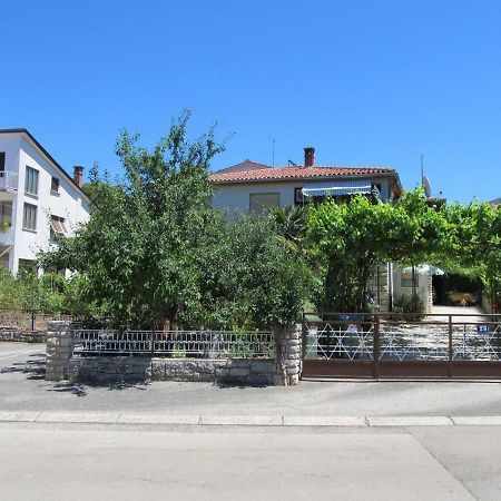 Vintage Rooms & Apartments Porec Exterior photo